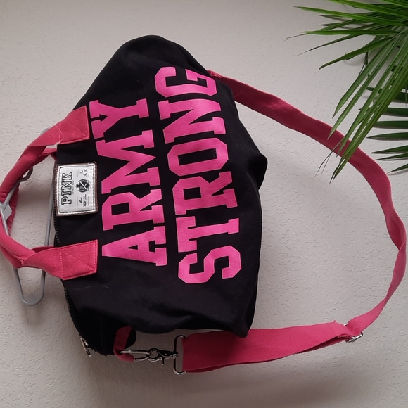 Victoria's Secret PINK Army Strong Duffel bag Gym Bag Travel Bag - Picture 2 of 4